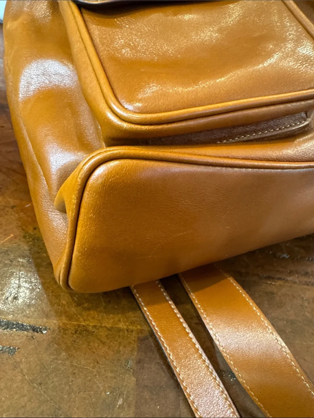 🩵Gucci Vintage (1990s) Tan Leather Bamboo-Handle Backpack - Authentic